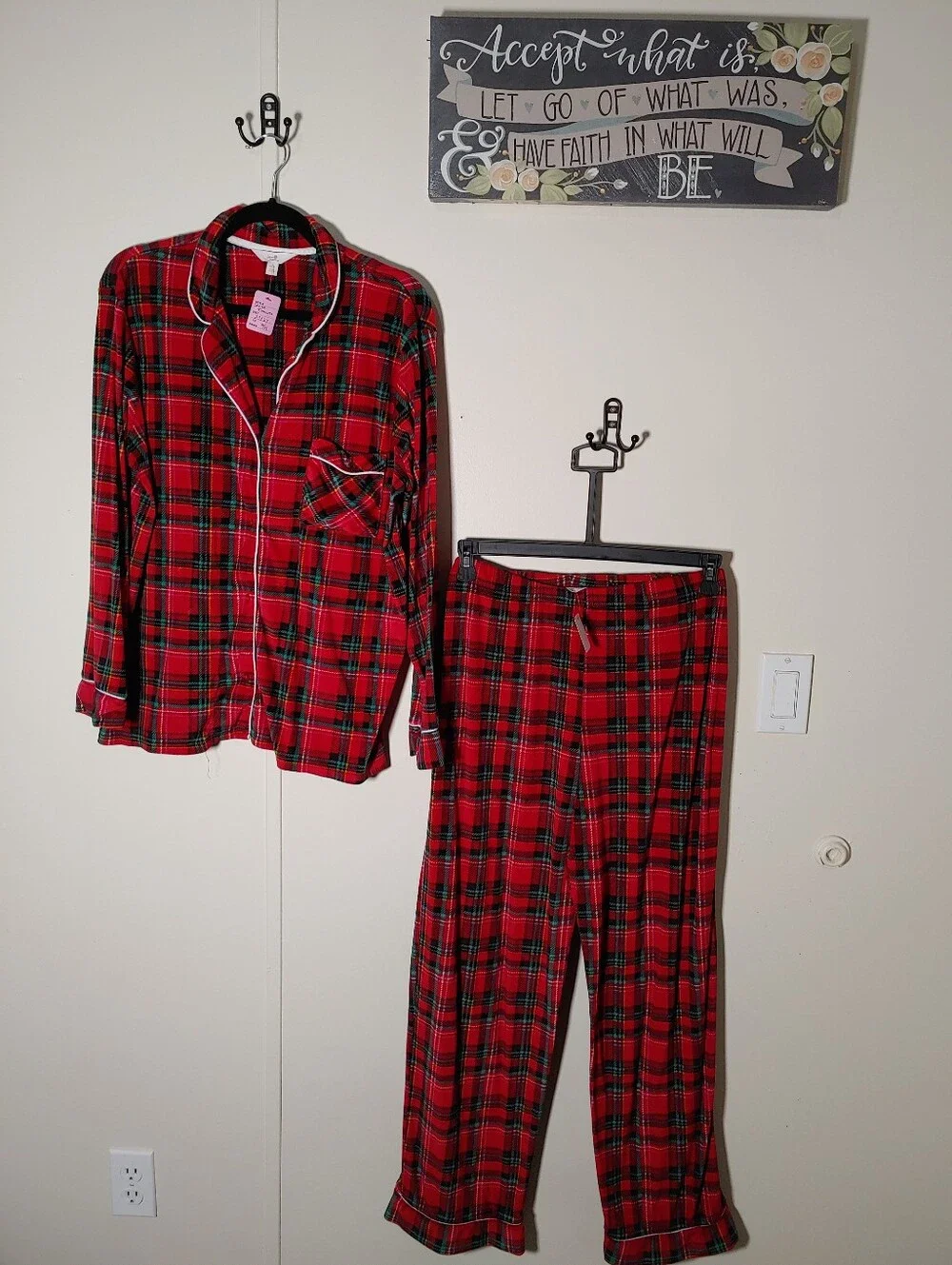 Like New Secret Treasures Large 12-14 Red And Green Plaid Super Soft Pajama Set